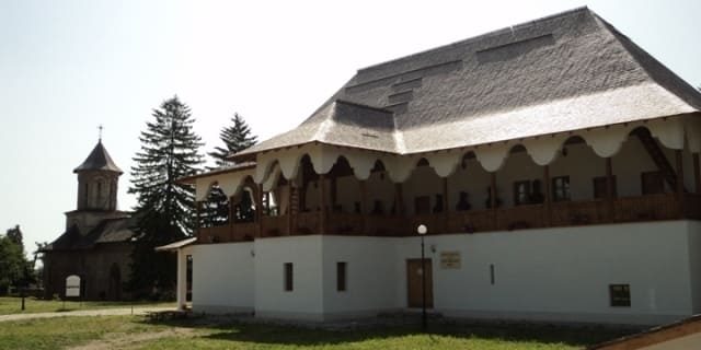 Muzeul Tiparului si al Cartii Vechi Romanesti – Calatorie prin Istoria Cuvantului Scris Muzeul Tiparului si al Cartii Vechi Romanesti - Calatorie prin Istoria Cuvantului Scris