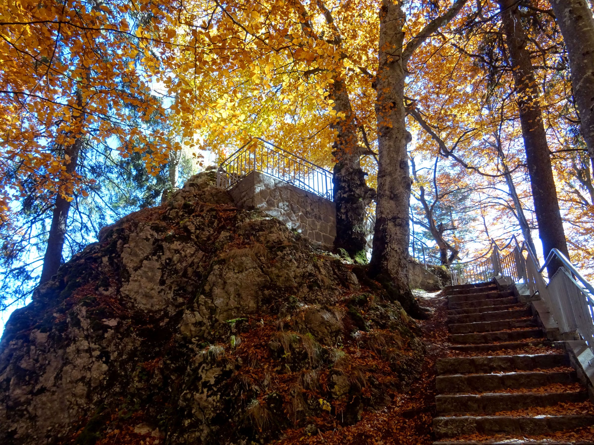 Stancile Franz Joseph – Un sanctuar sculptat de timp Stancile Franz Joseph – Un sanctuar sculptat de timp