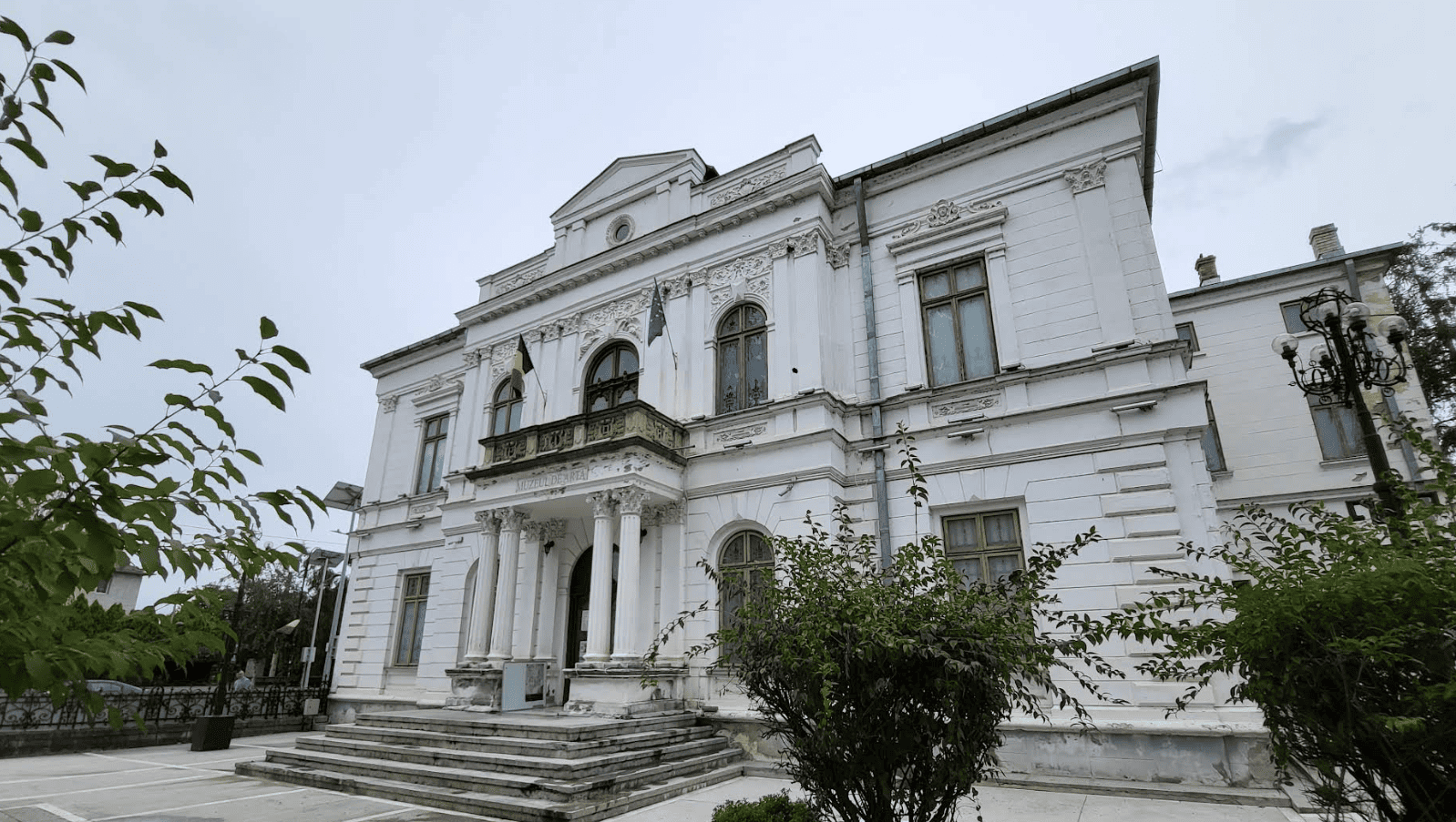 Muzeul de Arta - Calatorie prin Secole de Creativitate si Frumusete