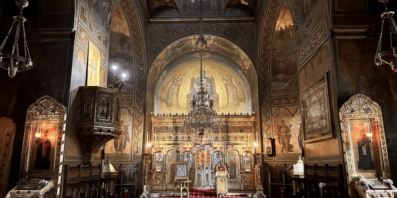 Manastirea Sinaia - Bijuterie Spirituala cu Traditie din Secolul XVII