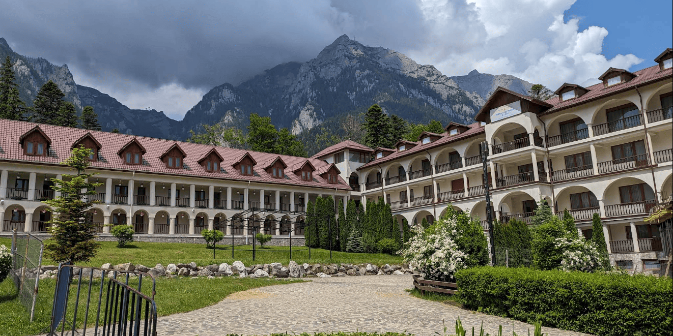 Manastirea caraiman – Un Loc de Reculegere si Meditatie