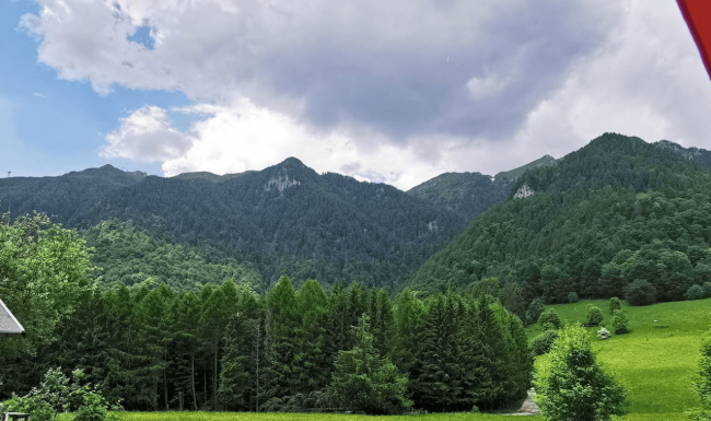 Descopera Traseul Cheile Zanoagei - Lacul Scropoasa - Cascada 7 Izvoare