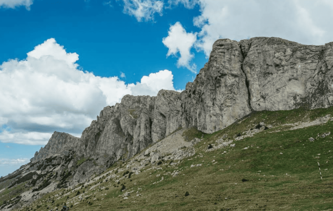 Cheile Horoabei - Saua Strunga - Cabana Padina: Aventura Montana Completa in Bucegi