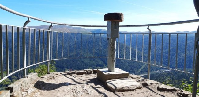 Traseu Turistic Spectaculos: Castelul Peles - Poiana Stanii - Stancile Franz Josef